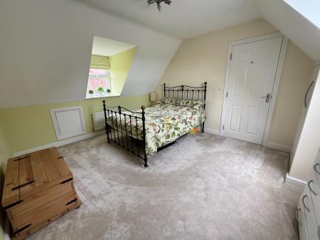5 bedroom Detached house for sale in Cranfield Avenue, Church Gresley, Swadlincote, Derbyshire, DE11