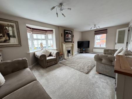 5 bedroom Detached house for sale in Cranfield Avenue, Church Gresley, Swadlincote, Derbyshire, DE11