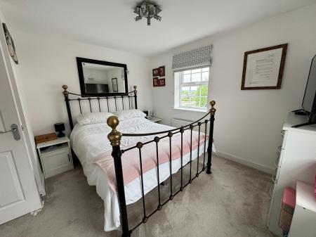 5 bedroom Detached house for sale in Cranfield Avenue, Church Gresley, Swadlincote, Derbyshire, DE11
