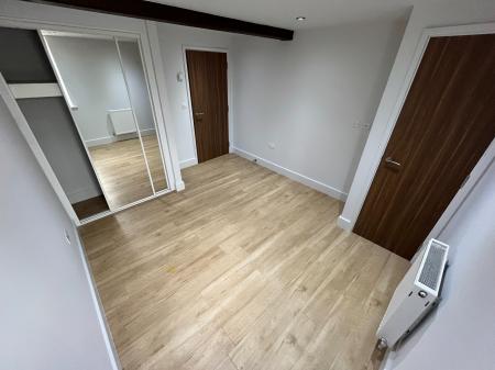 2 bedroom Flat to let in Wetmore Road, Burton-On-Trent, DE14