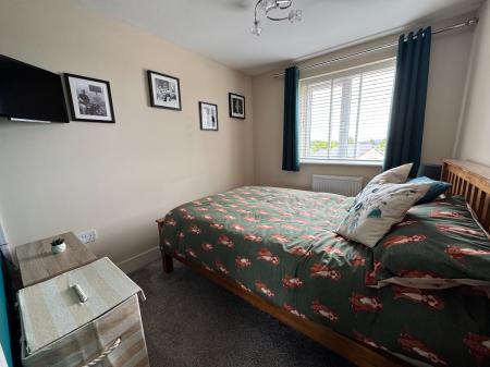 3 bedroom Detached house for sale in Burton Road, Midway, Swadlincote, Derbyshire, DE11
