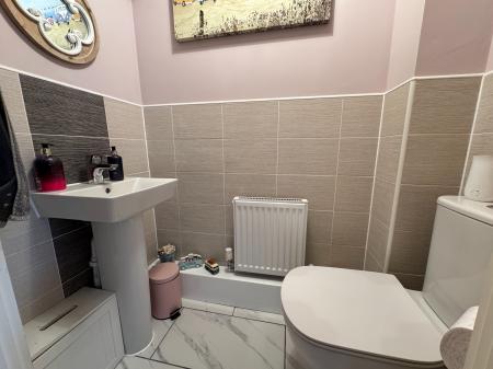 3 bedroom Detached house for sale in Burton Road, Midway, Swadlincote, Derbyshire, DE11