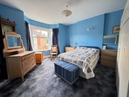 3 bedroom Semi-detached house for sale in Hill Street, Stapenhill, Burton-on-Trent, DE15