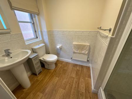 5 bedroom Detached house for sale in Forest Edge Way, Burton-on-Trent, DE13