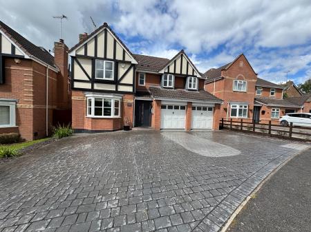 Forest Edge Way, Burton-on-Trent, DE13