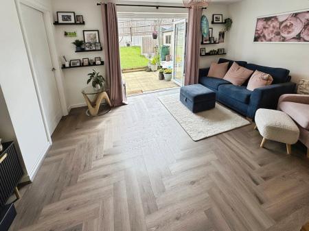 4 bedroom Detached house for sale in Marble Drive, Newhall, Swadlincote, Derbyshire, DE11