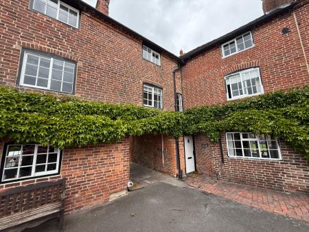2 bedroom Cottage to let in High Street, Melbourne, DE73