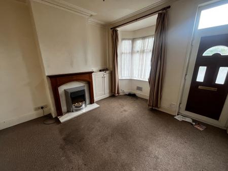 2 bedroom Terraced House for sale in Forest Road, Burton-on-Trent, DE13
