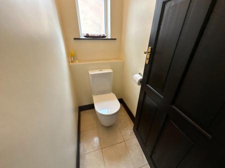 5 bedroom Detached house for sale in Stanton Road, Stapenhill, Burton-on-Trent, DE15