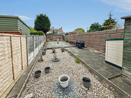 2 bedroom Terraced House for sale in South Street, Woodville, Swadlincote, Derbyshire, DE11