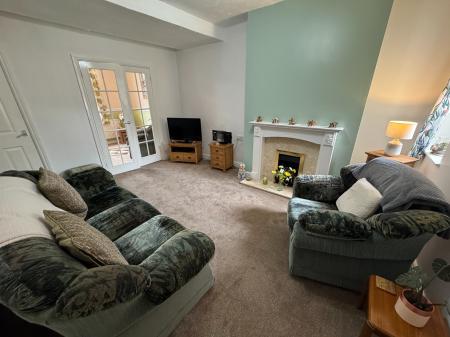 2 bedroom Terraced House for sale in South Street, Woodville, Swadlincote, Derbyshire, DE11