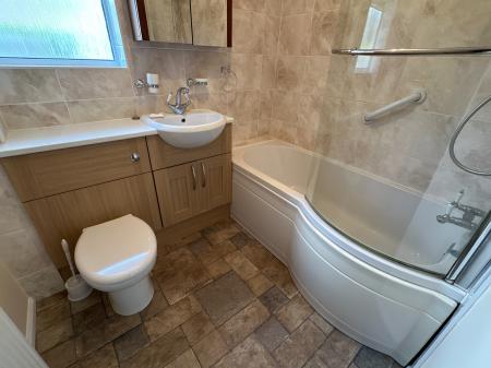2 bedroom Bungalow for sale in 1b Main Street, Stapenhill, Burton-on-Trent, DE15