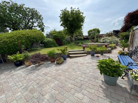 3 bedroom Semi-detached house for sale in Burton Road, Woodville, Swadlincote, Derbyshire, DE11