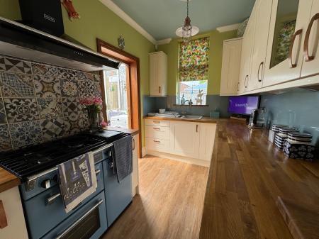 3 bedroom Semi-detached house for sale in Burton Road, Woodville, Swadlincote, Derbyshire, DE11