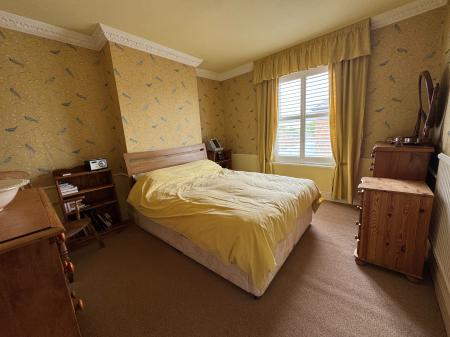 3 bedroom Semi-detached house for sale in Burton Road, Woodville, Swadlincote, Derbyshire, DE11