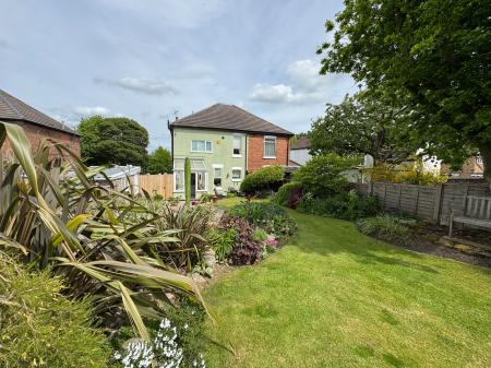 3 bedroom Semi-detached house for sale in Burton Road, Woodville, Swadlincote, Derbyshire, DE11