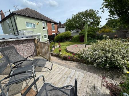 3 bedroom Semi-detached house for sale in Burton Road, Woodville, Swadlincote, Derbyshire, DE11
