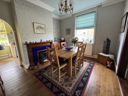 3 bedroom Semi-detached house for sale in Burton Road, Woodville, Swadlincote, Derbyshire, DE11