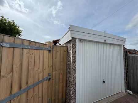 3 bedroom Semi-detached house for sale in Burton Road, Woodville, Swadlincote, Derbyshire, DE11