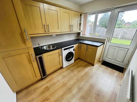 3 bedroom Detached house for sale in Longbow Close, Stretton, Burton-on-Trent, DE13