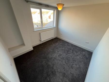 3 bedroom Semi-detached house to let in Willow Drive, Swadlincote, Newhall, DE11