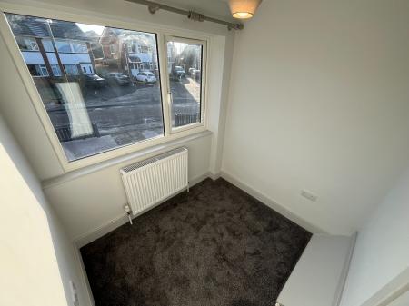 3 bedroom Semi-detached house to let in Willow Drive, Swadlincote, Newhall, DE11