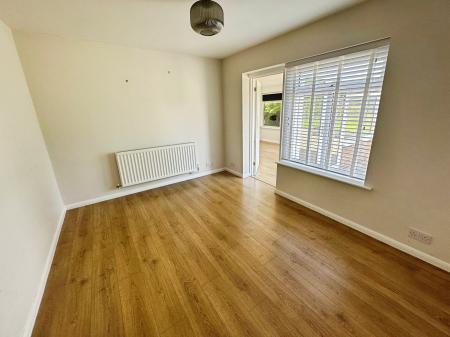 4 bedroom Detached house for sale in Chestnut Way, Repton, DE65
