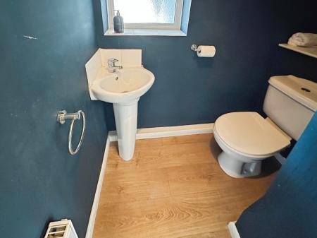 4 bedroom Detached house for sale in Chestnut Way, Repton, DE65