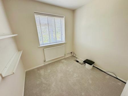 4 bedroom Detached house for sale in Chestnut Way, Repton, DE65