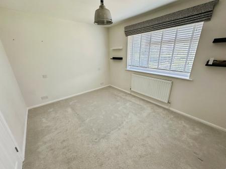 4 bedroom Detached house for sale in Chestnut Way, Repton, DE65