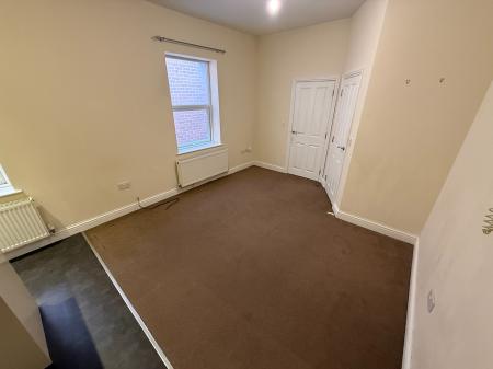 1 bedroom Flat to let in Station Street, Burton-On-Trent, DE14