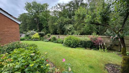 4 bedroom Detached house for sale in Dove Grove, Egginton, Derby, DE65
