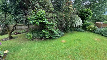 4 bedroom Detached house for sale in Dove Grove, Egginton, Derby, DE65