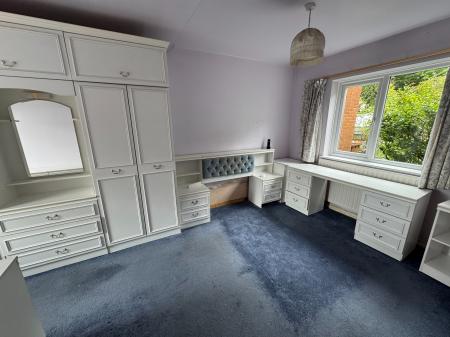 4 bedroom Detached house for sale in Dove Grove, Egginton, Derby, DE65