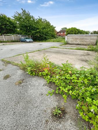 2 bedroom Town house for sale in Eton Close, Stretton, Burton-on-Trent, DE14