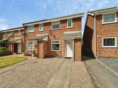 Eton Close, Stretton, Burton-on-Trent, DE14