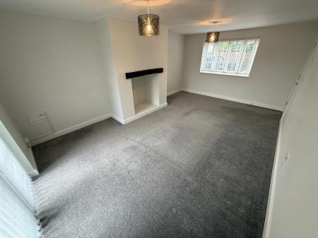 4 bedroom Detached house to let in Ticknall Road, Hartshorne, DE11