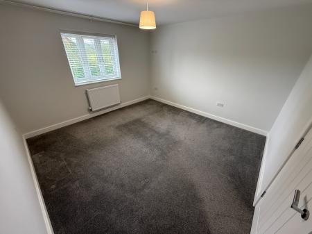 4 bedroom Detached house to let in Ticknall Road, Hartshorne, DE11