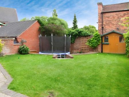 5 bedroom Detached house to let in Shakespeare Meadows, Repton, DE65