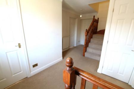 5 bedroom Detached house to let in Shakespeare Meadows, Repton, DE65