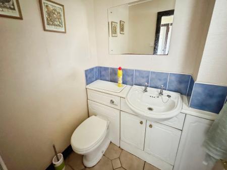 3 bedroom Detached house for sale in Ivy Grove, Burton-on-Trent, DE13