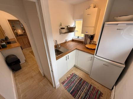 2 bedroom Terraced House to let in Brizlincote Street, Burton-On-Trent, DE15