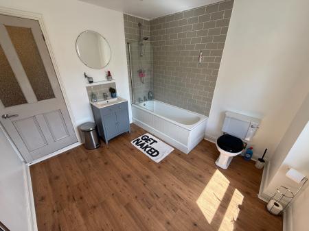 2 bedroom Terraced House to let in Brizlincote Street, Burton-On-Trent, DE15
