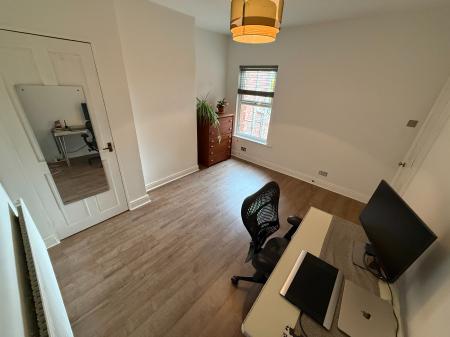 2 bedroom Terraced House to let in Brizlincote Street, Burton-On-Trent, DE15