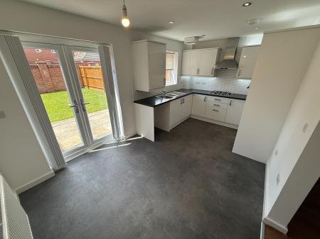 3 bedroom Semi-detached house to let in Horninglow Road, Burton-On-Trent, DE14