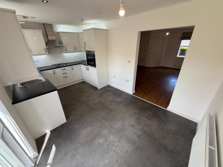 3 bedroom Semi-detached house to let in Horninglow Road, Burton-On-Trent, DE14