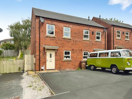 Rowan Drive, Midway, Swadlincote, Derbyshire, DE11