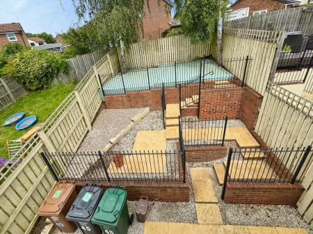 2 bedroom Semi-detached house for sale in Rowan Drive, Midway, Swadlincote, Derbyshire, DE11