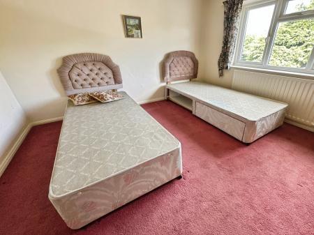 3 bedroom Detached house for sale in Burton Road, Branston, Burton-on-Trent, DE14