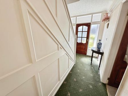 3 bedroom Detached house for sale in Burton Road, Branston, Burton-on-Trent, DE14